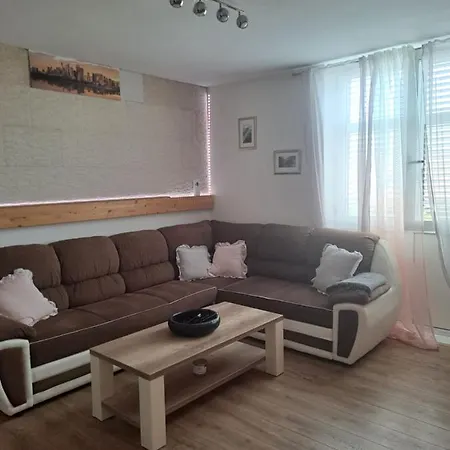 Apartman Nera * Ploče